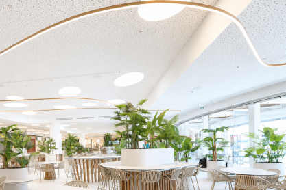 NEW LOOK, SAME GREAT TASTE: Το ανανεωμένο Food Court του Mediterranean Cosmos σας προσκαλεί να το ανακαλύψετε ξανά