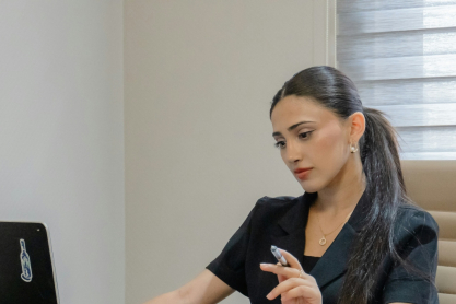 Όσοι παίρνουν συνεχώς προαγωγή (και βγάζουν περισσότερα λεφτά) κάνουν 10 πράγματα καλύτερα από τους υπόλοιπους