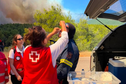 10 βασικές συμβουλές για προστασία μετά από πυρκαγιά, σύμφωνα με τον Ερυθρό Σταυρό