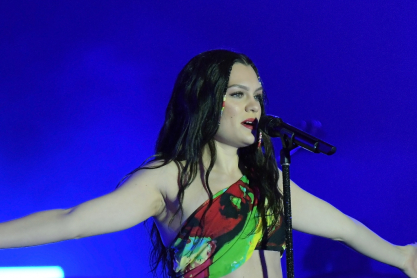 Η Jessie J κάνει ένα βήμα πίσω μετά τον καρκίνο – "Θέλω να θεραπευτώ και να επεξεργαστώ όσα έχω περάσει"
