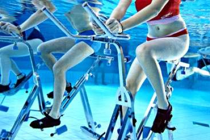 thumb-l-aquabike-les-bienfaits-du-velo-dans-l-eau-2155.gif.jpg