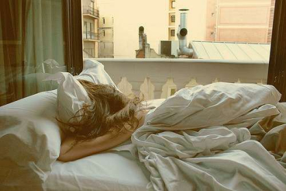 bed-color-favorite-things-film-girl-hair-F.jpg