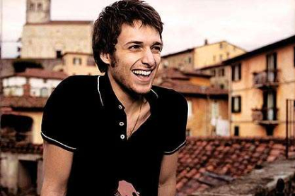 paulo-nutini-feature-2.jpg