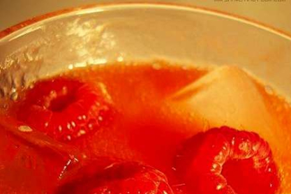Raspberry_Mule_Cocktail.jpg