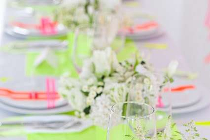 neon-party-decor-table-setting-1.jpg