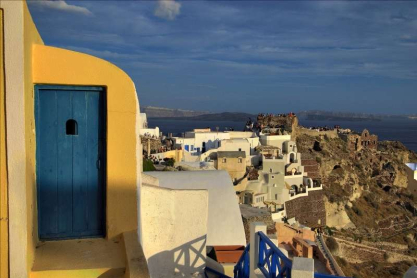 Greece-List_of_islands_of_Greece-Oia_Greece-Santorini.jpg