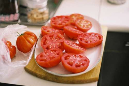 tomatoes.jpg