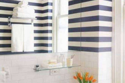 small-bathroom1.jpg