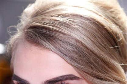 BEEHIVE-HAIR.jpg