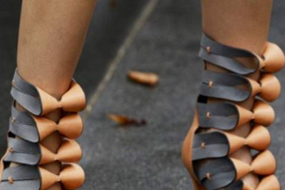 HEELS.jpg