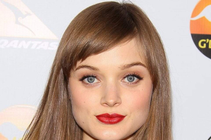 Bella-Heathcote2.jpg