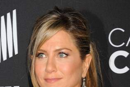 JENNIFER-ANISTON1.jpg