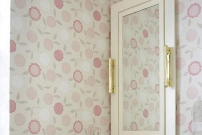 SMALL-BATHROOM.jpg