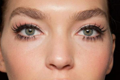 EYELASHES.jpg