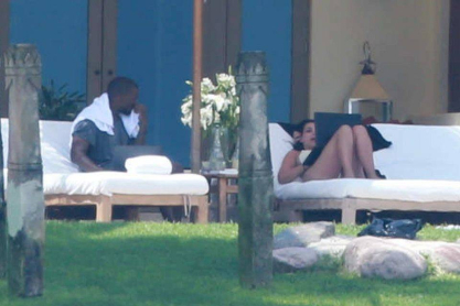 Kim-Kardashian-Kanye-West-Honeymoon-Mexico-Pictures.jpg