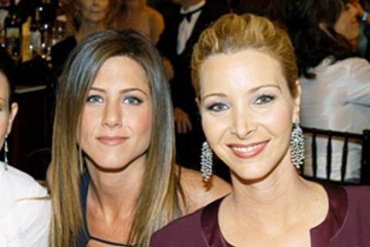 1405710891_courteney-cox-jennifer-aniston-lisa-kudrow-lg.jpg