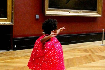 Beyonce-Jay-Z-Louvre-Blue-Ivy-Pictures.jpg