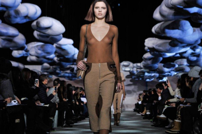 Kendall-Jenner-Marc-Jacobs-Fall-2014-Runway-Show.jpg