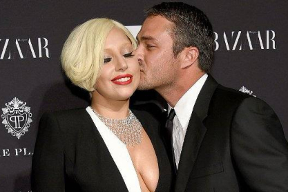 Lady-Gaga-Taylor-Kinney-Engaged.jpg