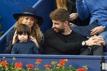 Shakira-Gerard-Pique-Milan-Tennis-Game-Photos.jpg