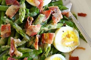 asparagus-egg-and-bacon-salad.jpg