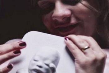 blind-pregnant-woman-first-look-unborn-son-3d-printing-ultrasound-huggies-81.jpg