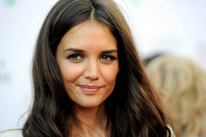 114453649-Katie-Holmes-Hair.jpg