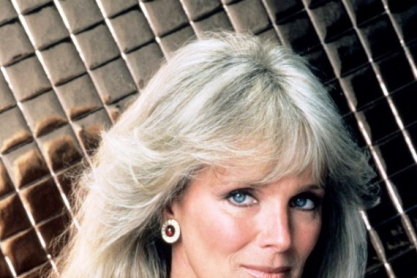 Linda-Evans-1024x935-700x639kayeta.jpg