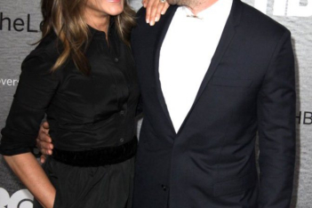 Jennifer-Aniston-Justin-Theroux-wedding-01.jpg