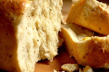 bread-with-anise.jpg