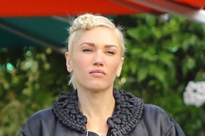 Gwen-Stefani-Out-LA-N570r-2015-1.jpg
