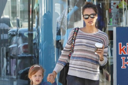 jessica-alba-daughter.jpg