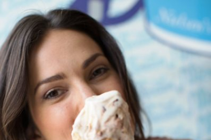 28aa3618_woman-eating-ice-cream.xxxlarge_2x.jpg