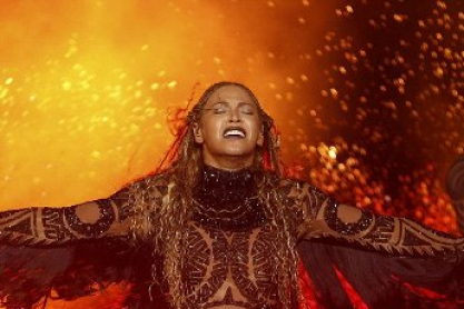 BEYONCE-1-570.jpg