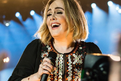 adele-vrisies-1.jpg