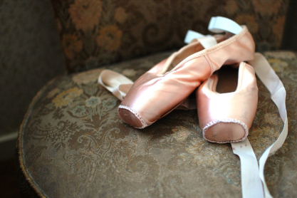 ballet-shoes-1260800-1920-1.jpg