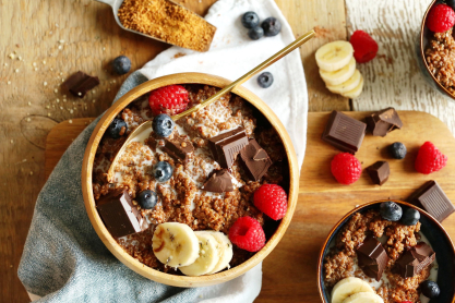 7-ingredient-dark-chocolate-quinoa-breakfast-bowl-full-of-antioxidants-fiber-and-protein-vegan-glutenfree-quinoa-breakfast.jpg