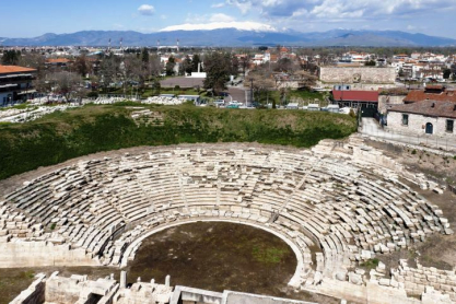 h-2-ancient-theater.jpg