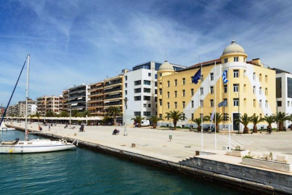 volos-city-waterfront-in-thessaly.jpg