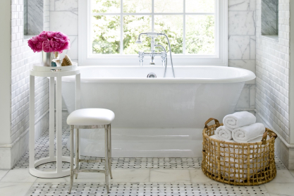 ci-mark-williams-marble-bathroom-bath-tub-s3x4.jpg