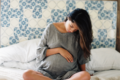 natural-organic-maternity-session-ideas.png