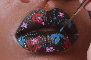 allure-dark-floral-lip-art-tutorial.jpg