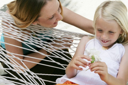 girl-mom-summer-960x500.jpg