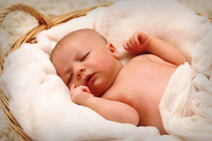 newborn-baby-feet-basket-161709.jpeg