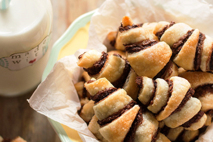 cornetti-alla-nutella-ricetta-cornetti-veloci-alla-nutella.jpg