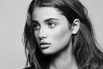 gallery-1468339565-taylor-hill-lancome.jpg