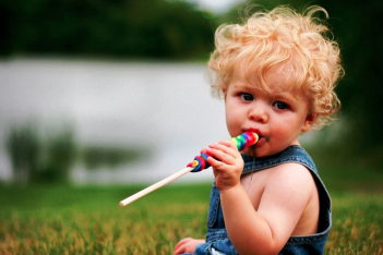 toddler-eating-candy.jpg