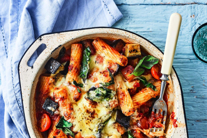 1260-aubergine-mozzarella-tomato-pasta-bake-x750.jpg