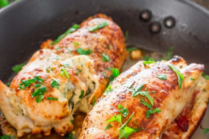cheese-and-prosciutto-stuffed-chicken-breast-4.jpg