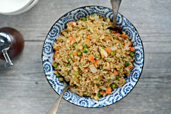 vegetable-fried-rice-with-egg-l-simplyscratch.com-10-620x929.jpg